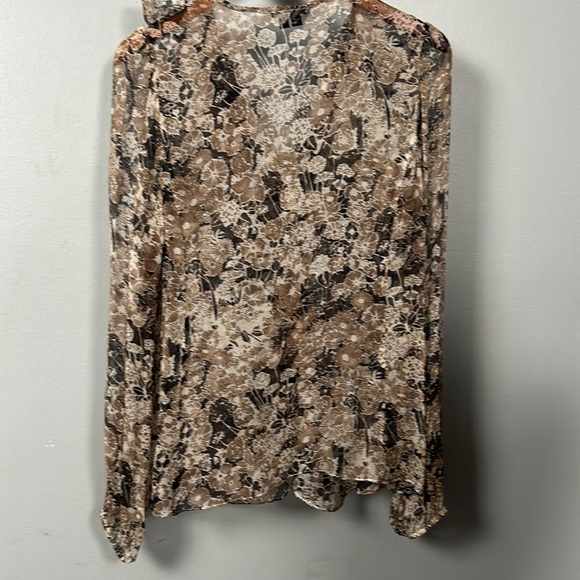 Theory Silk Floral Sheer Ruffle V- Neck Long Sleeve Top size S - Picture 9 of 10